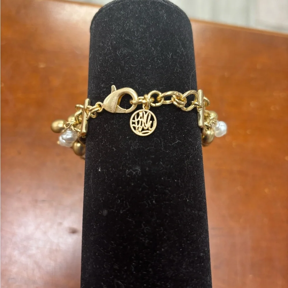 Lilly Pulitzer Elegant Gold and Pearl Bracelet